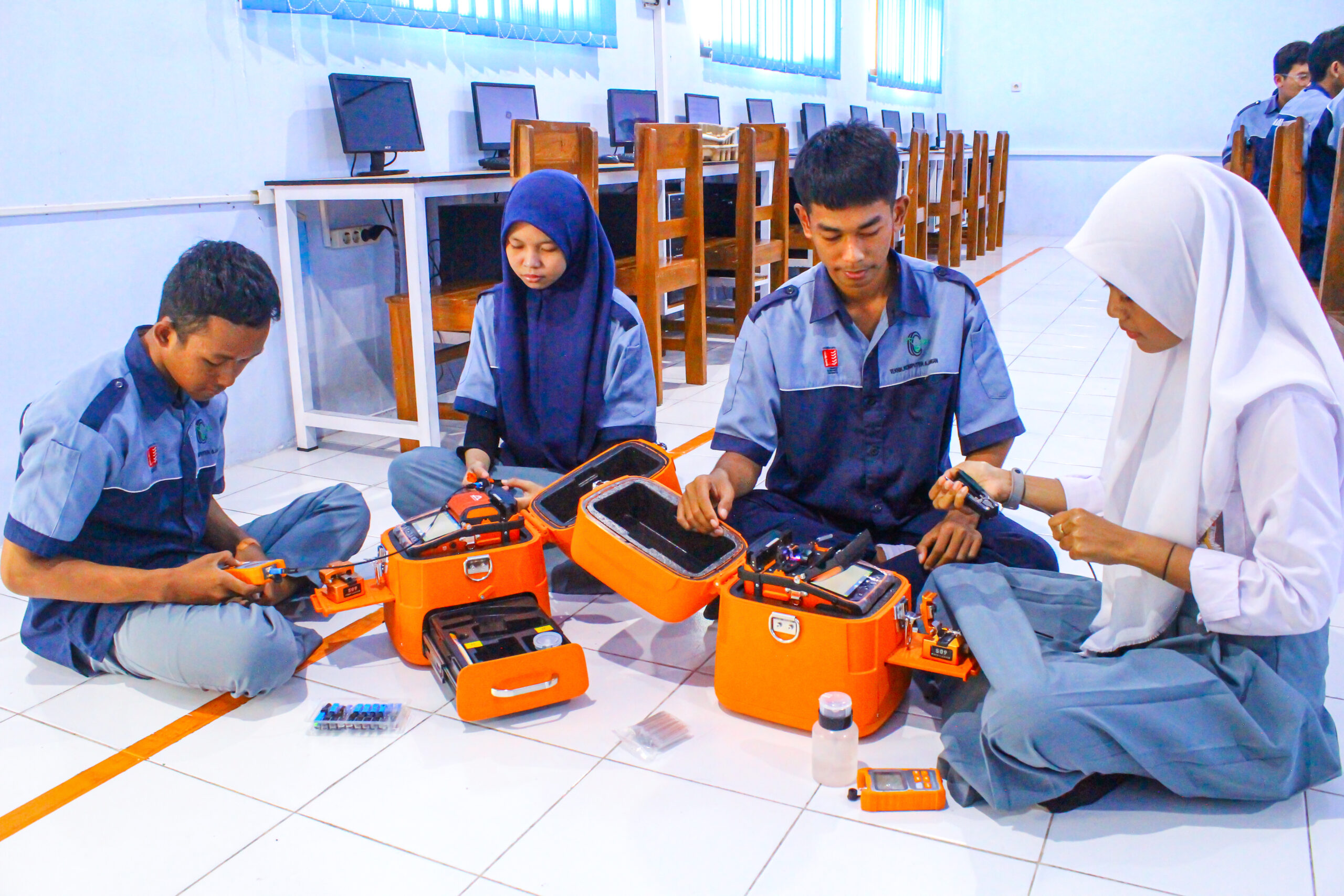 Pelajaran disesuaikan dengan Dunia Industri
